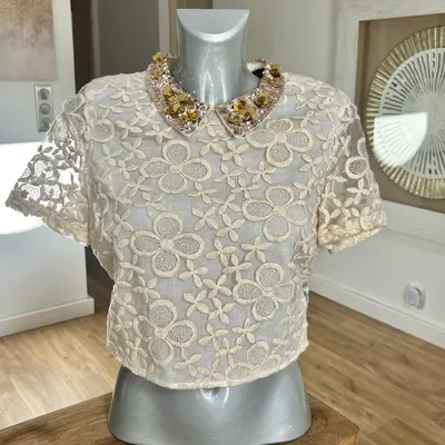 Top Cropped Luxe ARK & CO - Broderies & Sequins - T.S (étiquette M)